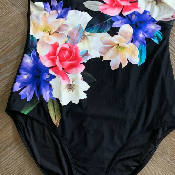 Calvin Klein Black Garden Floral Starburst Printed One-Piece Swimsuit - Picture 5 of 11